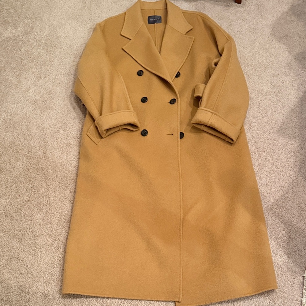 Double-Breasted wool Coat